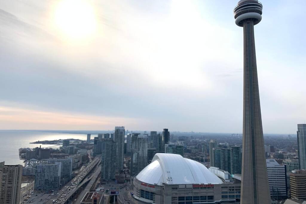 Appartamento Magnificient View Next Cn Tower/Rogers/Union/Mtcc Toronto Esterno foto