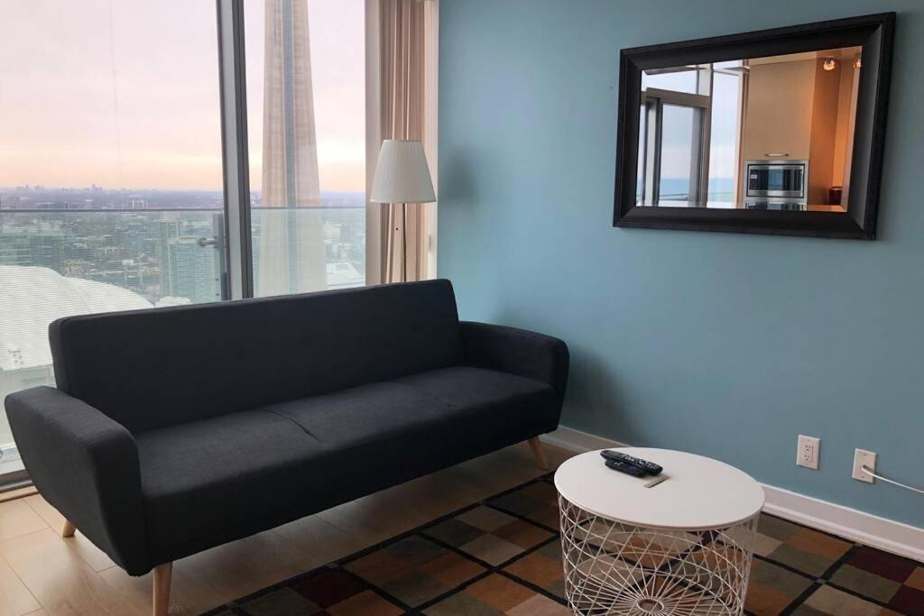 Appartamento Magnificient View Next Cn Tower/Rogers/Union/Mtcc Toronto Esterno foto
