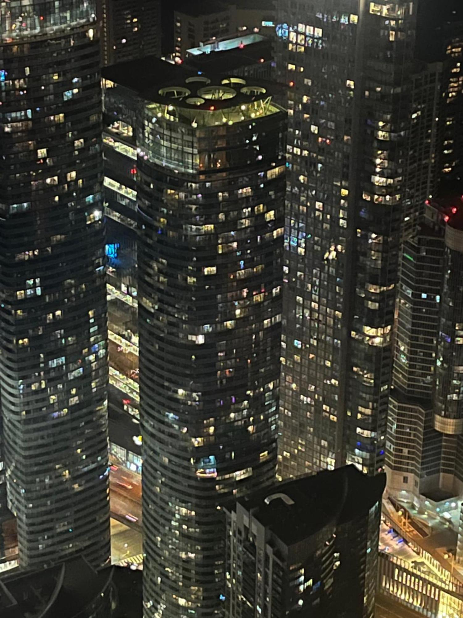 Appartamento Magnificient View Next Cn Tower/Rogers/Union/Mtcc Toronto Esterno foto